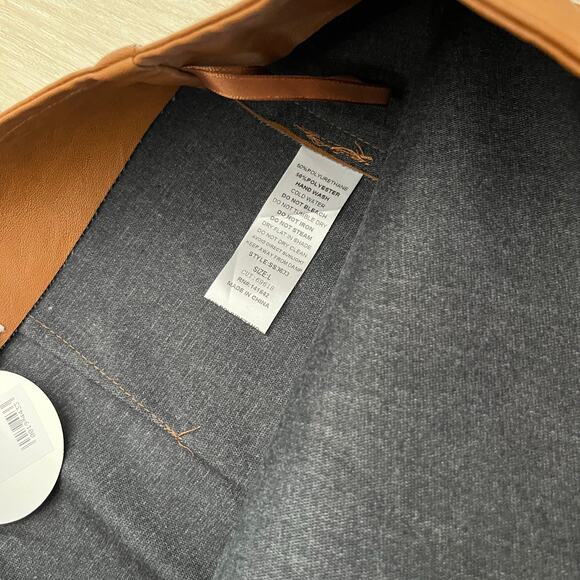 Everyday Chic Women’s Camel Mini Skirt Sz Large - Picture 5 of 7